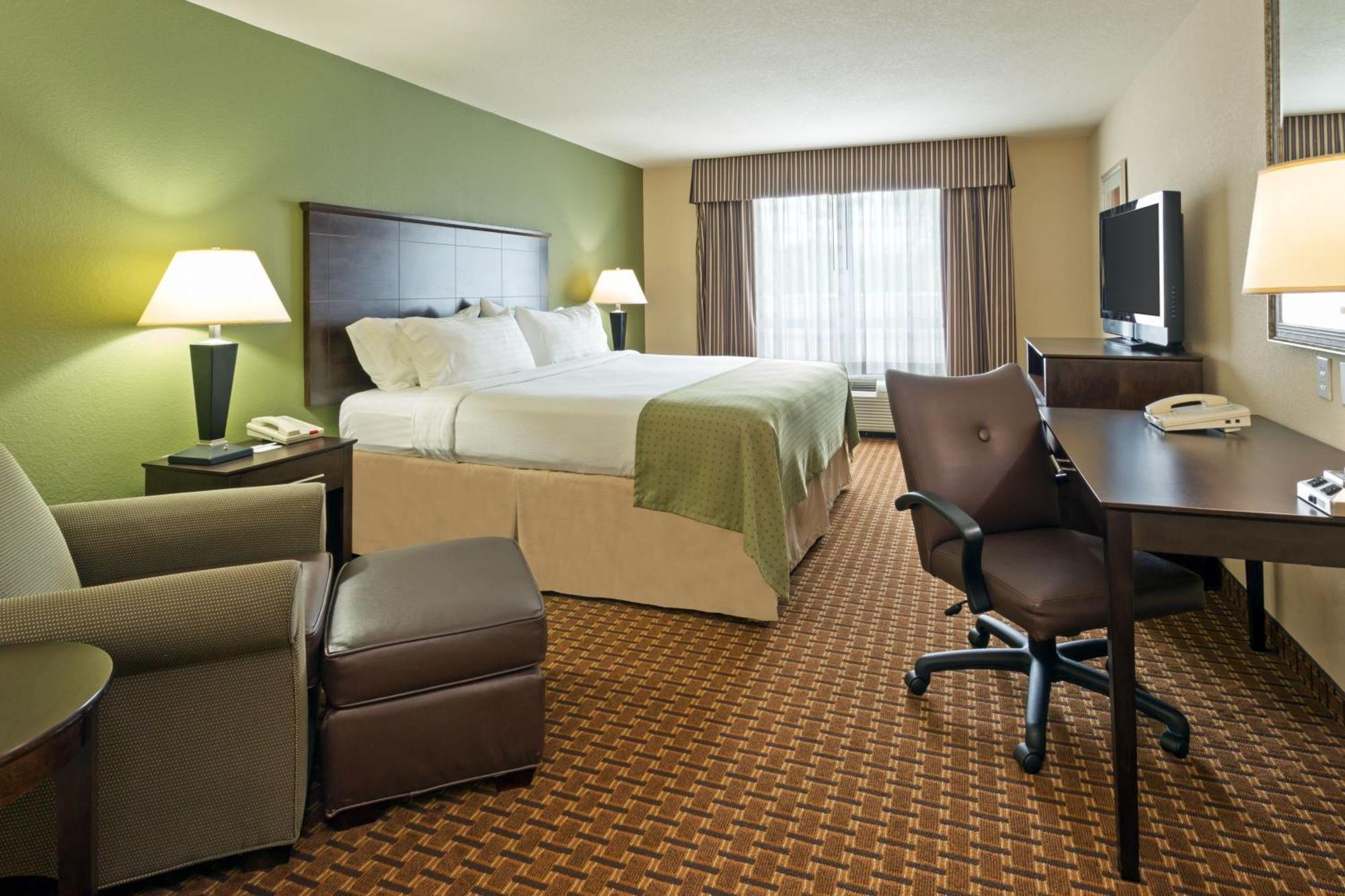 Standard King Room,1704903830:JPEG